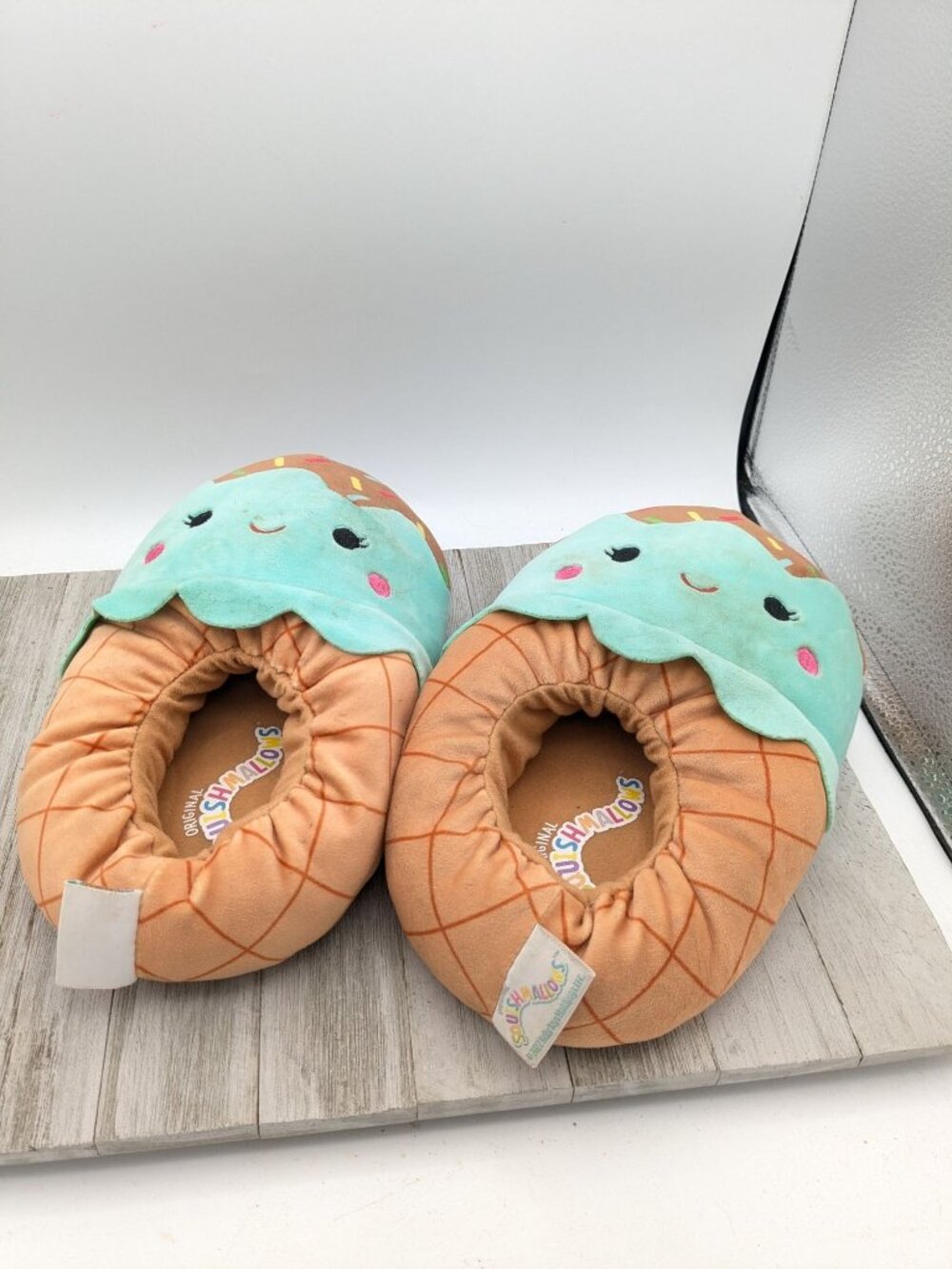 Squishmallow Plush Slippers Soft Shoe Maya The Mint Ice cream Adult Size 6-7